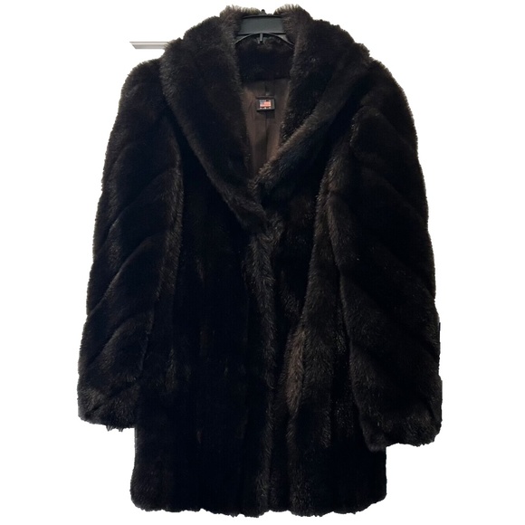 Women's Beautiful Chocolate Brown Fur Coat, Excellent Condition Size M/L - Picture 1 of 16